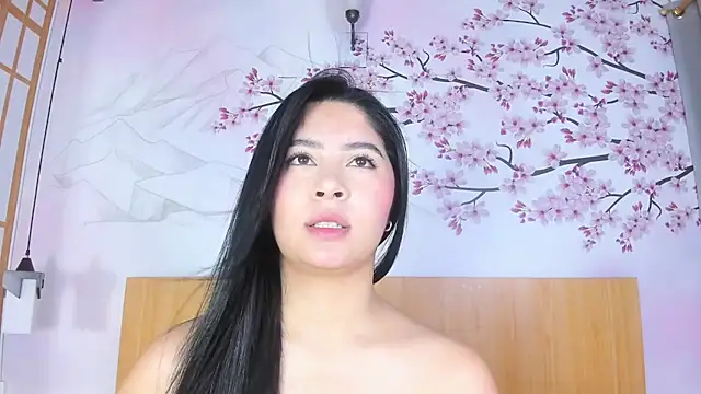 Yasmin Scott online show from December 15, 12:00 pm