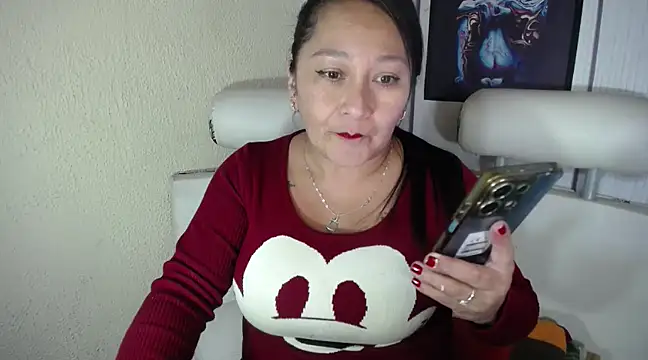 JULIANAWET69 online show from March 20, 11:56 pm