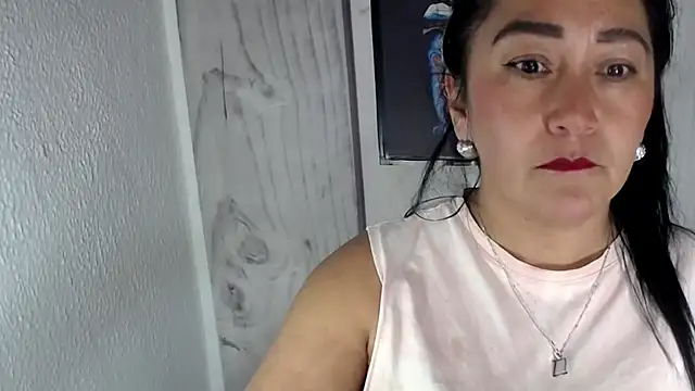 JULIANAWET69 online show from January 14, 2:26 am