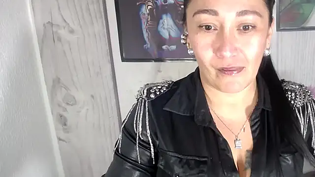 JULIANAWET69 online show from November 3, 1:33 am