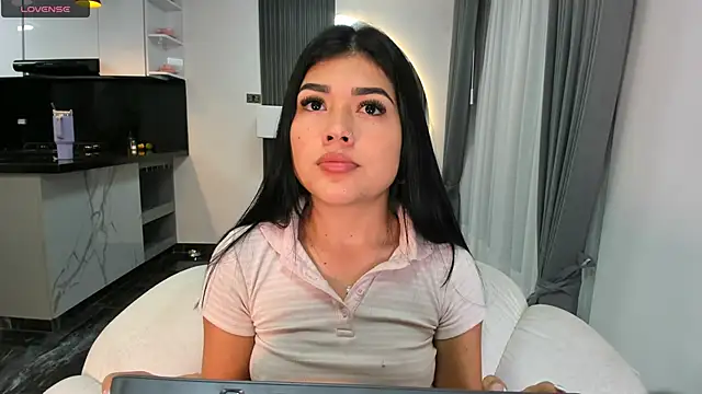 1lubonnie online show from February 26, 5:03 am