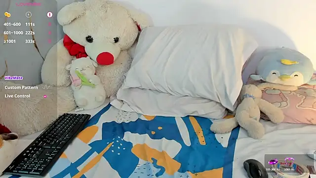 Snapshot of cute_dani01 chatting on November 10, 8:36 pm cute dani01 online show from November 10, 8:36 pm