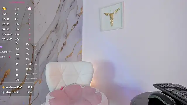 Snapshot of cute_dani01 chatting on January 20, 9:03 am cute dani01 online show from January 20, 9:03 am