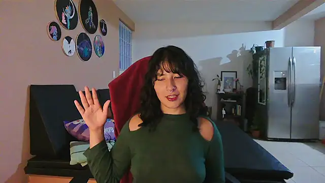 Snapshot of GinnyDelice chatting on October 1, 12:27 am GinnyDelice online show from October 1, 12:27 am