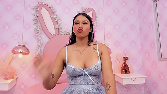 LIA SWAN  online show from November 25, 4:13 am