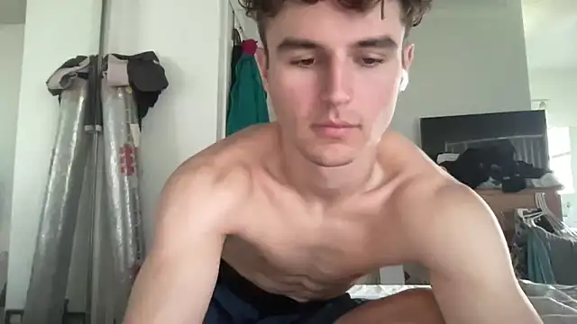 Snapshot of ryan_28747 chatting on September 29, 8:14 pm ryan 28747 online show from September 29, 8:14 pm