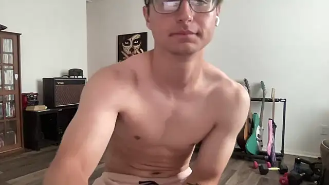 Snapshot of ryan_28747 chatting on July 1, 5:35 pm ryan 28747 online show from July 1, 5:35 pm