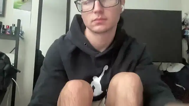 ryan 28747 online show from December 3, 8:19 pm