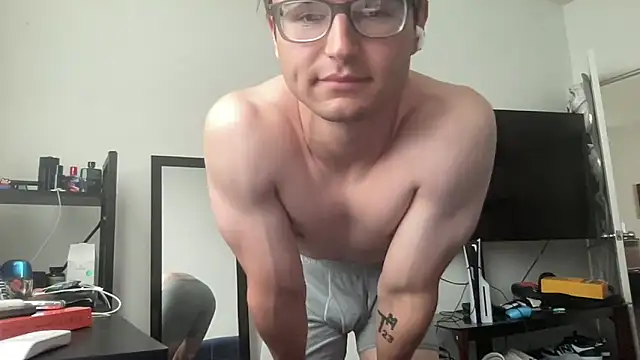 ryan 28747 online show from May 19, 6:48 pm
