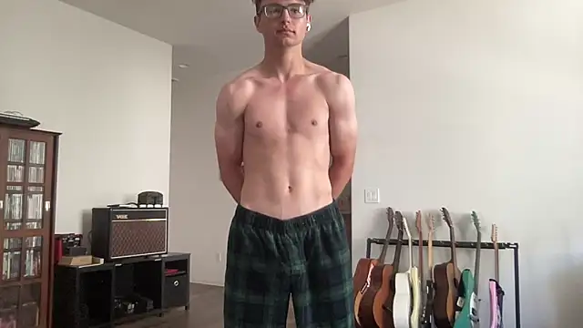 ryan 28747 online show from May 31, 7:14 pm