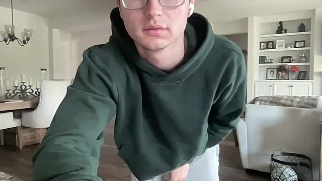 ryan 28747 online show from May 5, 6:44 pm