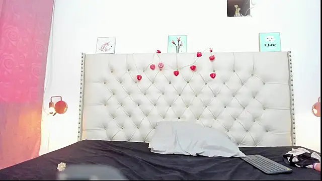 Snapshot of Sophia_beauty_ chatting on September 13, 7:14 pm Sophia beauty online show from September 13, 7:14 pm