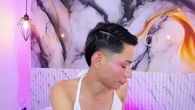 Snapshot of JackeOwens chatting on February 10, 10:25 am JackeOwens online show from February 10, 10:25 am