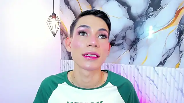 Snapshot of JackeOwens chatting on February 13, 2:33 am JackeOwens online show from February 13, 2:33 am