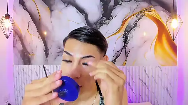 JackeOwens online show from November 18, 11:57 am