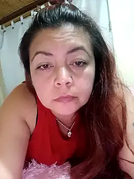 Snapshot of queencarlota82 chatting on March 20, 1:35 am queencarlota82 online show from March 20, 1:35 am