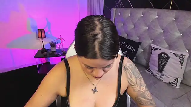 victoria  floyd online show from February 7, 2:58 pm