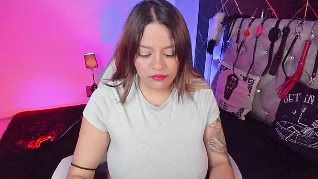 Snapshot of victoria__floyd chatting on April 21, 8:59 pm victoria floyd online show from April 21, 8:59 pm