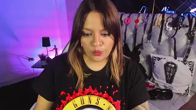 victoria  floyd online show from January 12, 10:03 pm