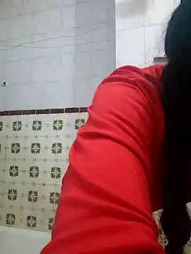 majdolin78 online show from January 31, 6:36 pm