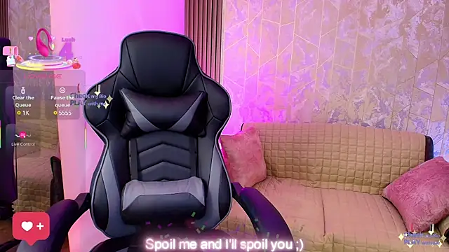 Snapshot of Aurora_thomas__1 chatting on February 27, 1:28 pm Aurora thomas 1 online show from February 27, 1:28 pm