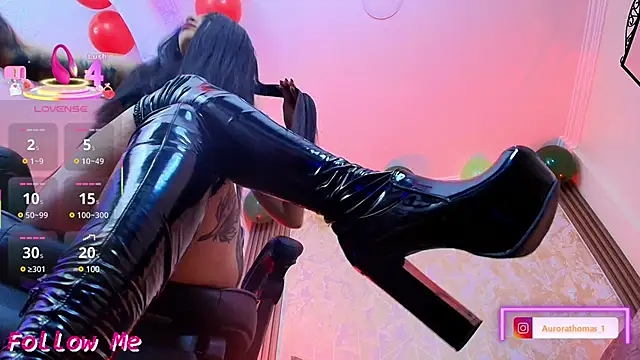 Snapshot of Aurora_thomas__1 chatting on March 4, 11:08 am Aurora thomas 1 online show from March 4, 11:08 am