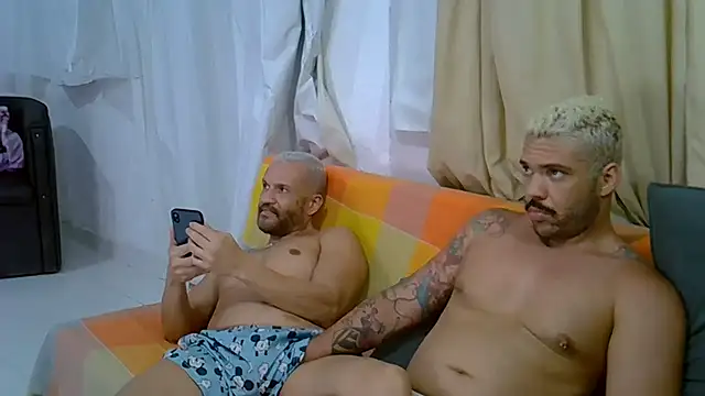 grossocalibre20 online show from November 23, 12:09 am