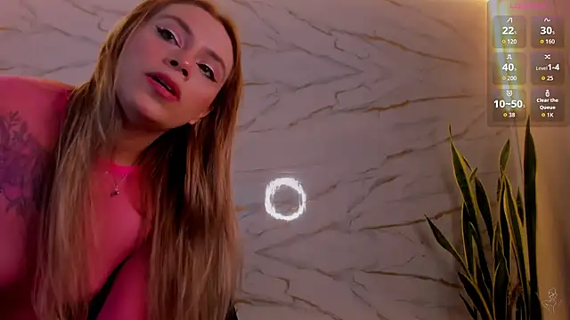 RayaCarr  online show from March 19, 1:00 pm