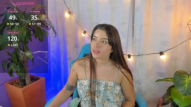 Snapshot of Lia_little18 chatting on May 17, 9:26 pm Lia little18 online show from May 17, 9:26 pm