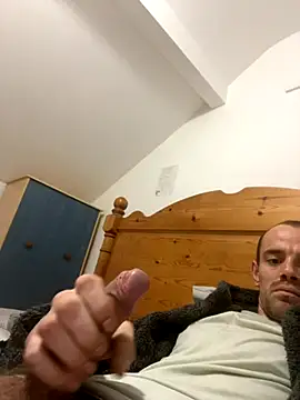 wyattstone online show from November 3, 1:55 am