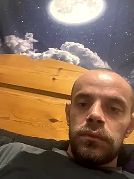 wyattstone online show from October 4, 2:46 am