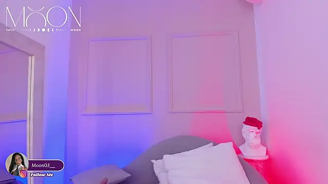 tatii moon online show from December 21, 5:31 am