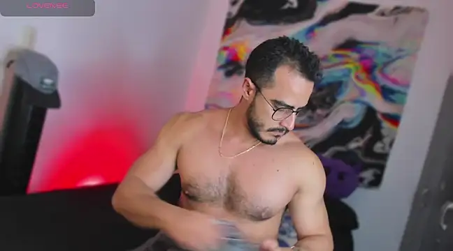 Snapshot of Fenrir_flirt chatting on February 4, 11:38 pm Fenrir flirt online show from February 4, 11:38 pm