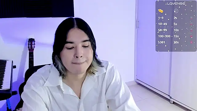 JordiWilld online show from September 14, 10:54 pm