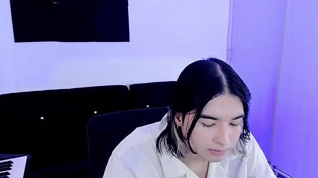 JordiWilld online show from November 14, 12:20 pm