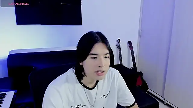 JordiWilld online show from April 14, 11:54 pm