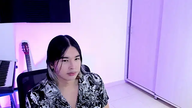 JordiWilld online show from September 25, 2:39 am