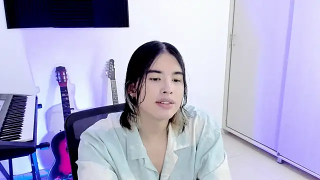 JordiWilld online show from October 25, 12:32 am