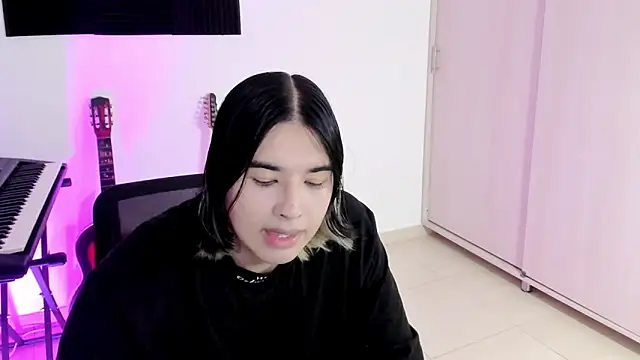 JordiWilld online show from October 5, 12:34 am