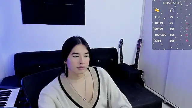 JordiWilld online show from April 7, 12:23 am