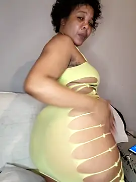 Fattypussyxx online show from April 26, 6:05 pm