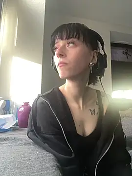 Ciara2004 online show from January 15, 2:20 pm