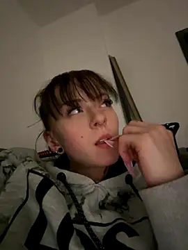 Ciara2004 online show from November 27, 7:03 pm