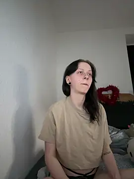 Ciara2004 online show from April 19, 3:57 pm