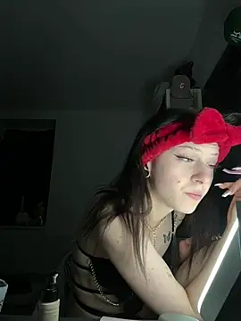 Ciara2004 online show from April 15, 7:58 pm