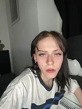 Ciara2004 online show from March 6, 11:55 pm