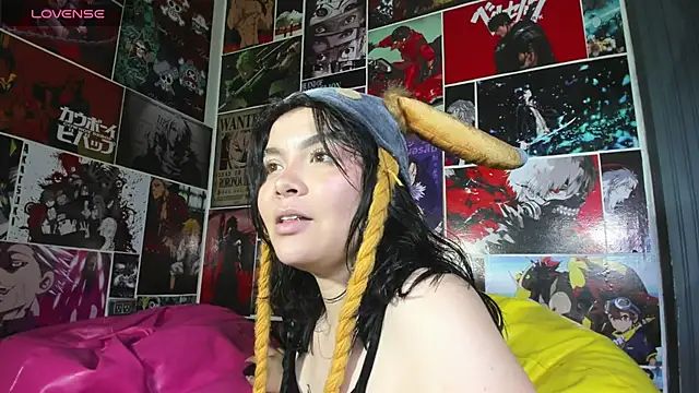 Snapshot of Zoe_Cheshire chatting on February 27, 3:18 am Zoe Cheshire online show from February 27, 3:18 am