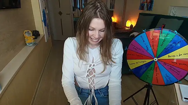 Snapshot of ReginaSparkle chatting on February 5, 5:14 am ReginaSparkle online show from February 5, 5:14 am