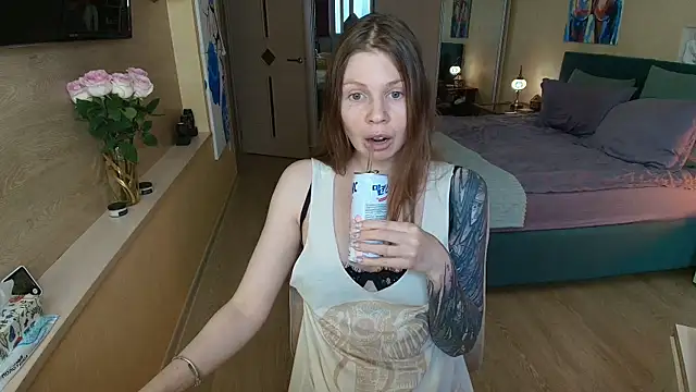ReginaSparkle online show from April 1, 2:47 pm