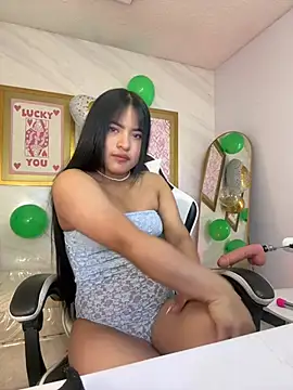 Paulette v online show from March 18, 2:19 pm